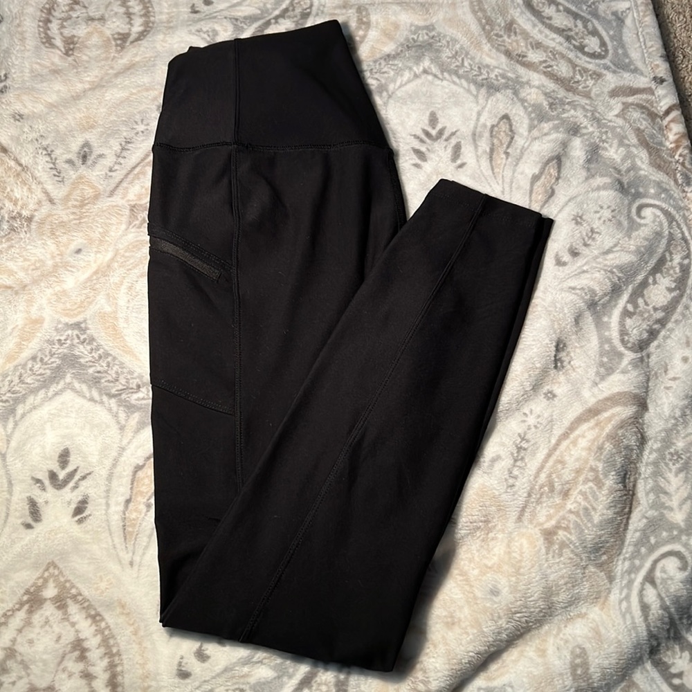 Black leggings